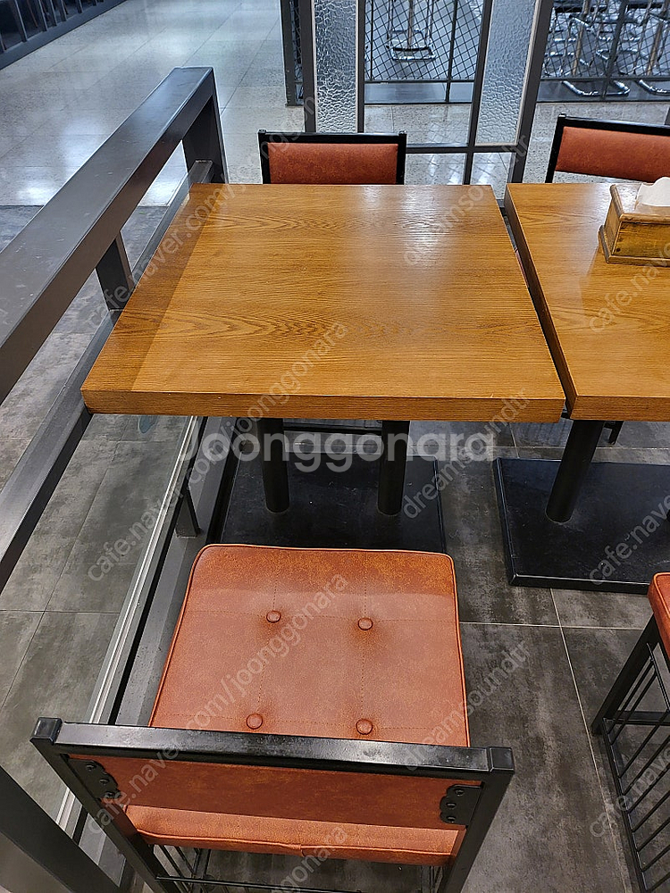 방염식당테이블의자팝니다--2